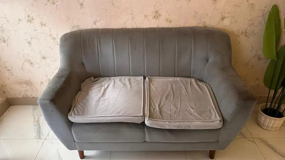 SOFA MINIMALIS 2 SEATER