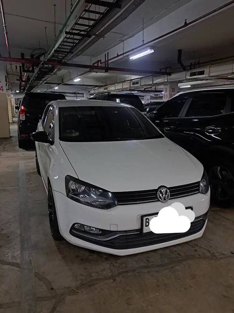 Dijual VW POLO thn 2016 Putih.