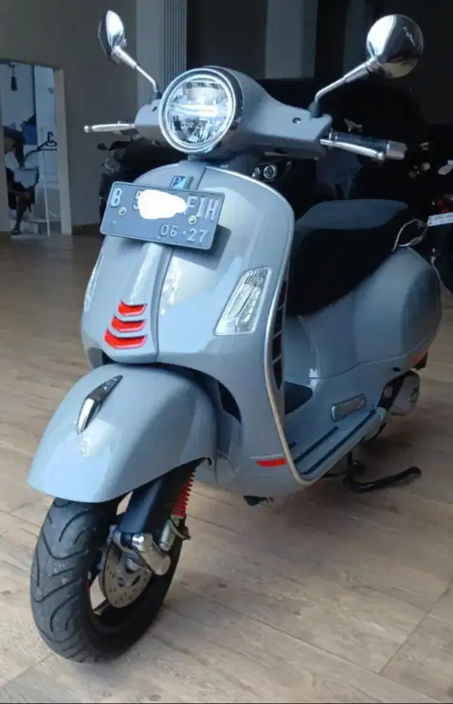 Dijual cepat Piaggio Vespa GTS S 150