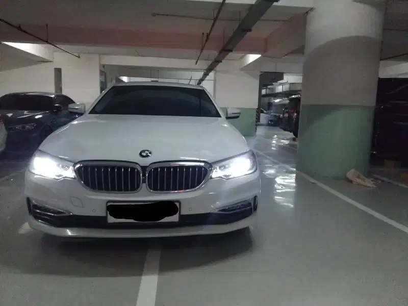 Jual Mobil BMW 520i Bekas