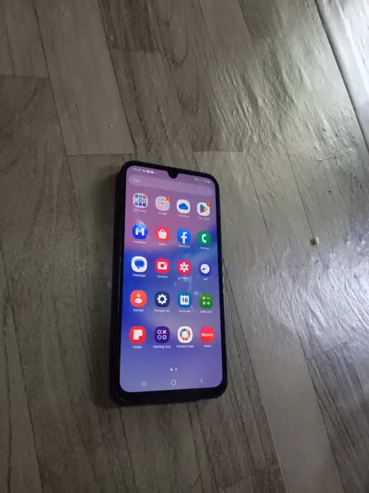 Samsung a15 8/128 muluss