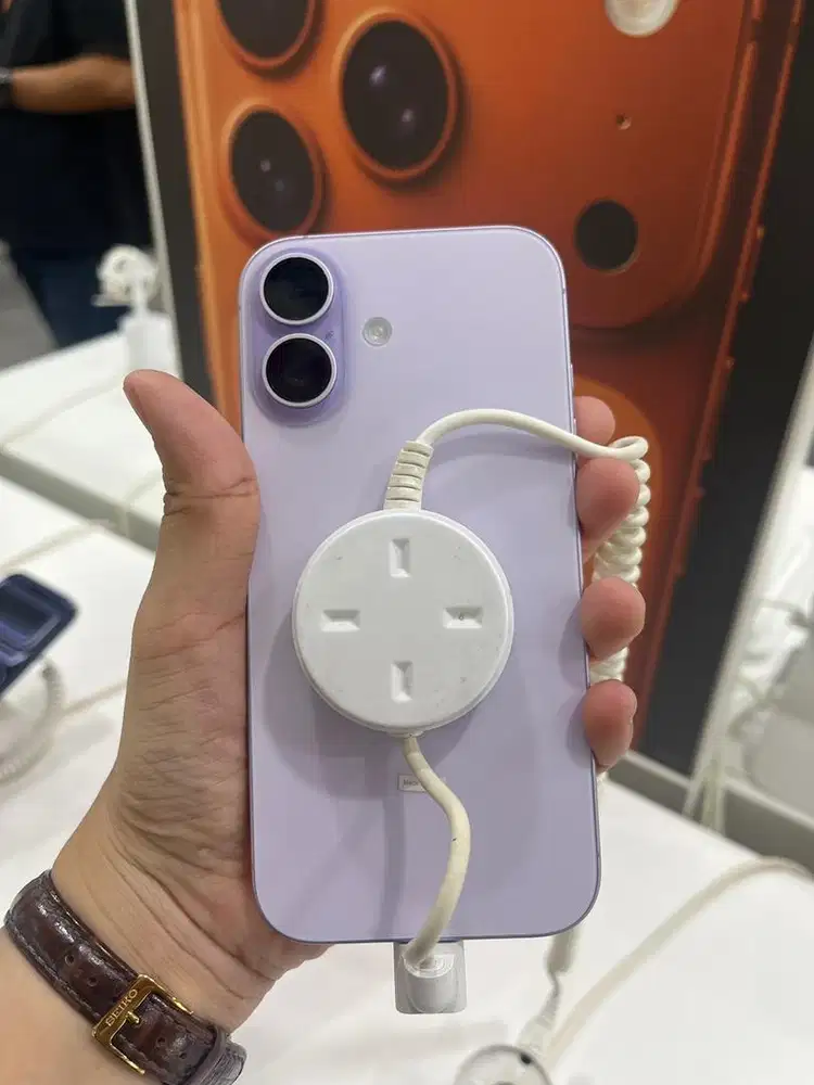 iphone 17 basic lavender