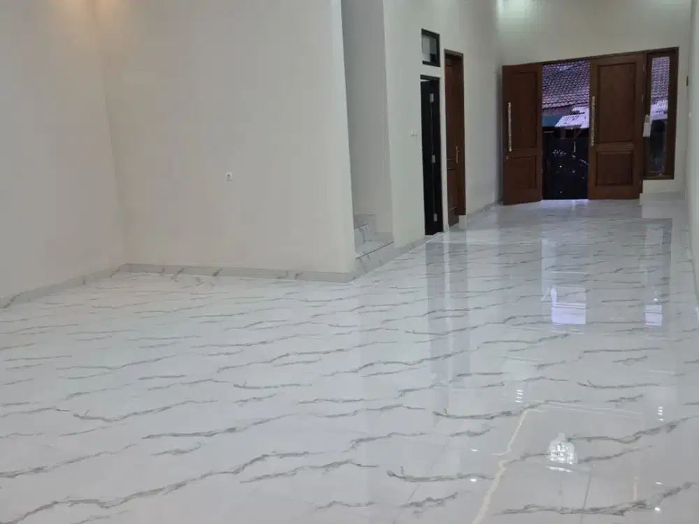 JUAL CEPAT RUMAH 3 LT  ROOFTOP BRAND NEW CANTIK INDAH BAGUS RAPI BERSIH SIAP HUNI GADING HARMONI ELITE KELAPA GADING JAKARTA UTARA