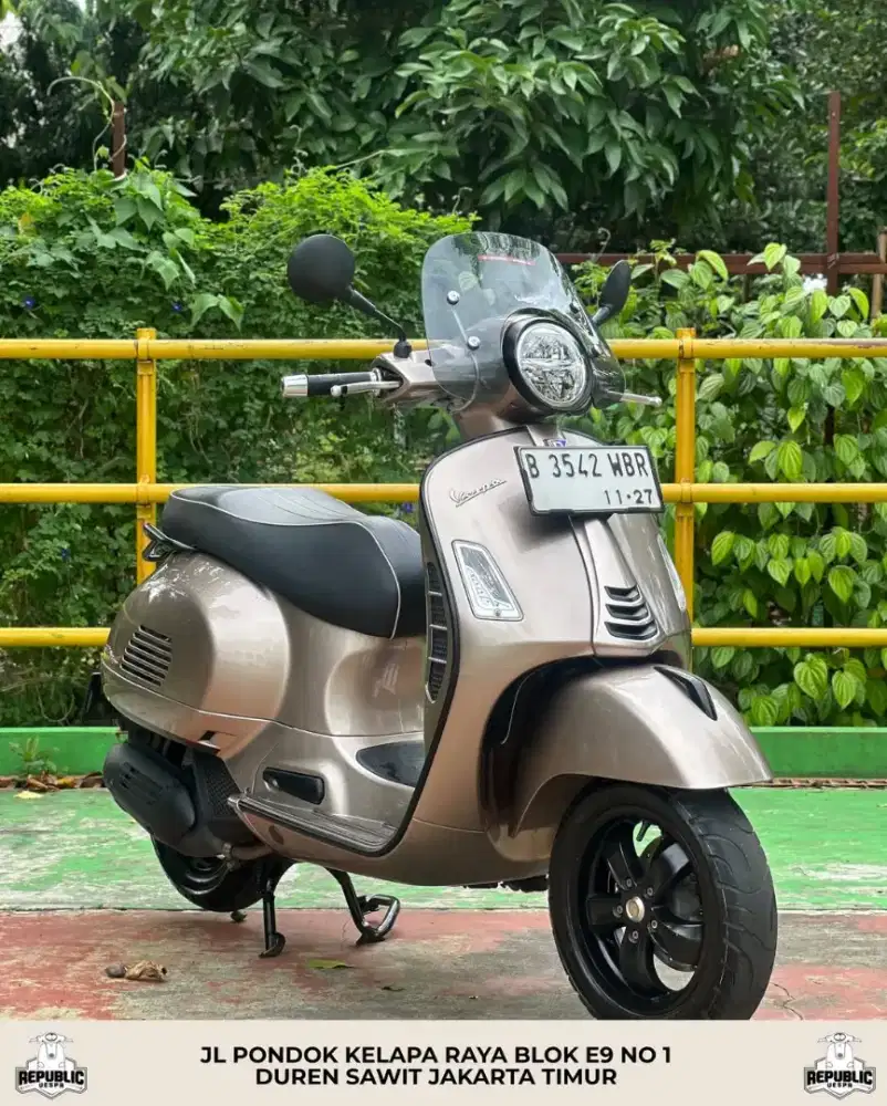 DIJUAL PIAGGIO VESPA GTS 4V 150 IGET ABS LED TH 2022 LIMITED EDITION