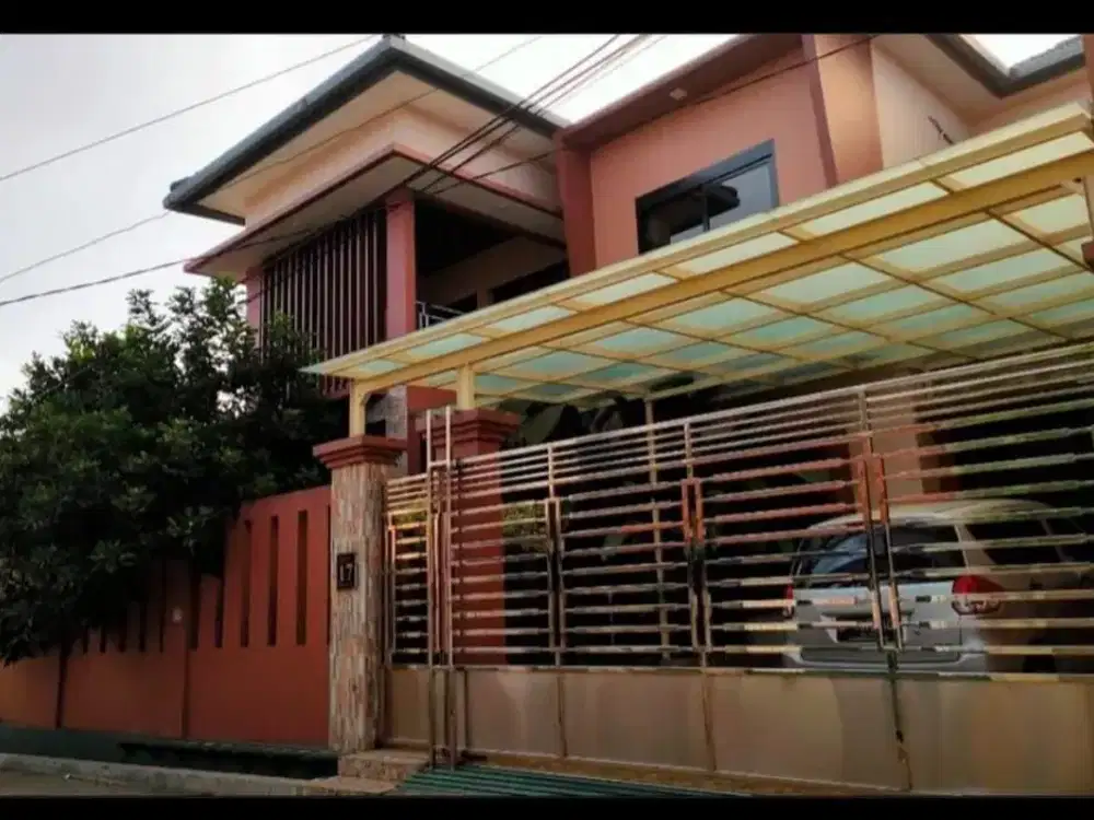 RUMAH SIAP HUNI LUAS DI KOMPLEK LEUWISARI LEUWIPANJANG SAYAP JL PETA TEGALEGA