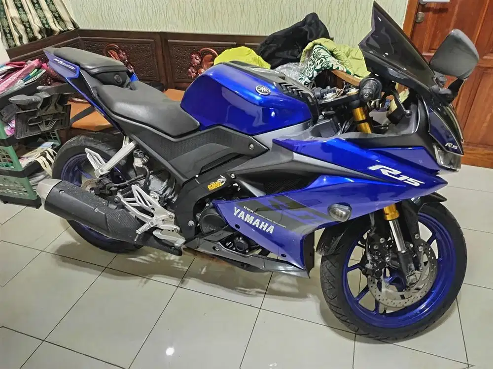 Yamaha R15 Warna biru ss lengkap