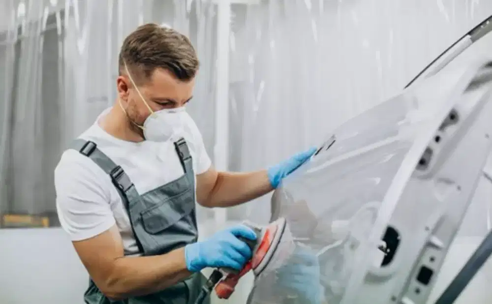 Admin Accounting dan Tukang dibidang Bahan Body Repair