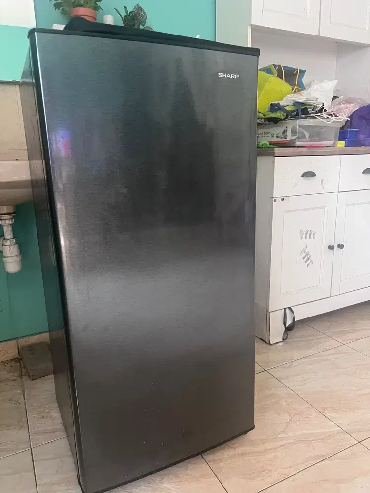 KulKas Sharp 1 Pintu SJ-N182