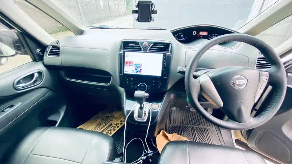 Nissan Serena 2013 Bensin