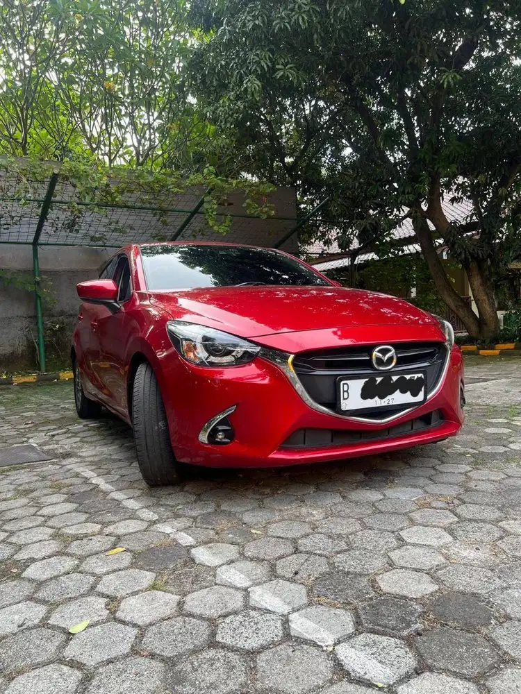 Mazda 2GT Skyactive nik 2017, warna merah paporit, like new