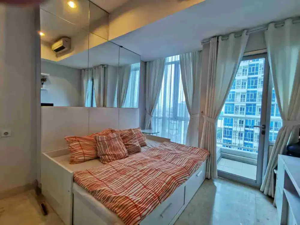 Sewa Apartemen Capitol Park Salemba UI Jakarta Pusat Studio Emerald