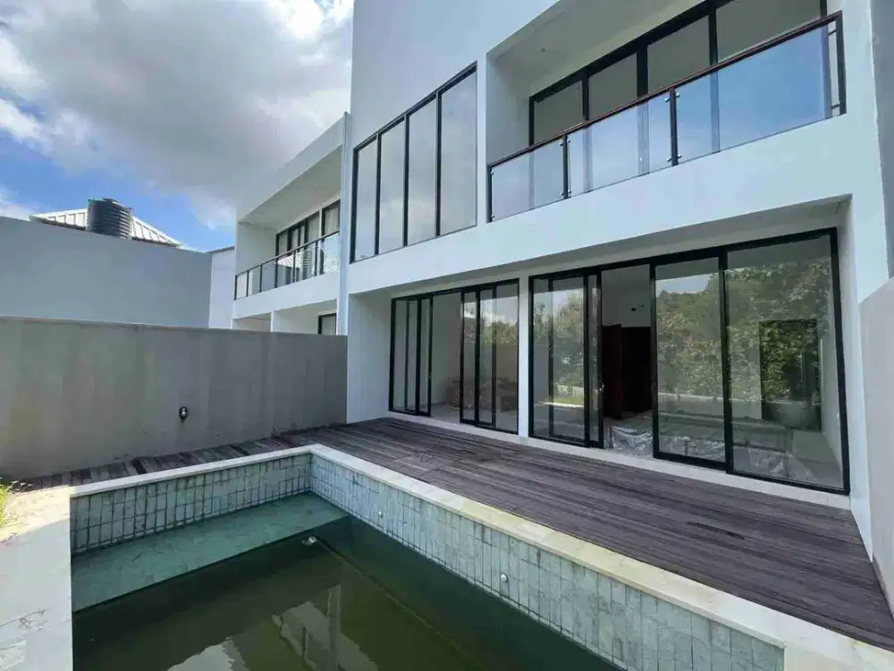 dijual villa lantai 2 nuda dua