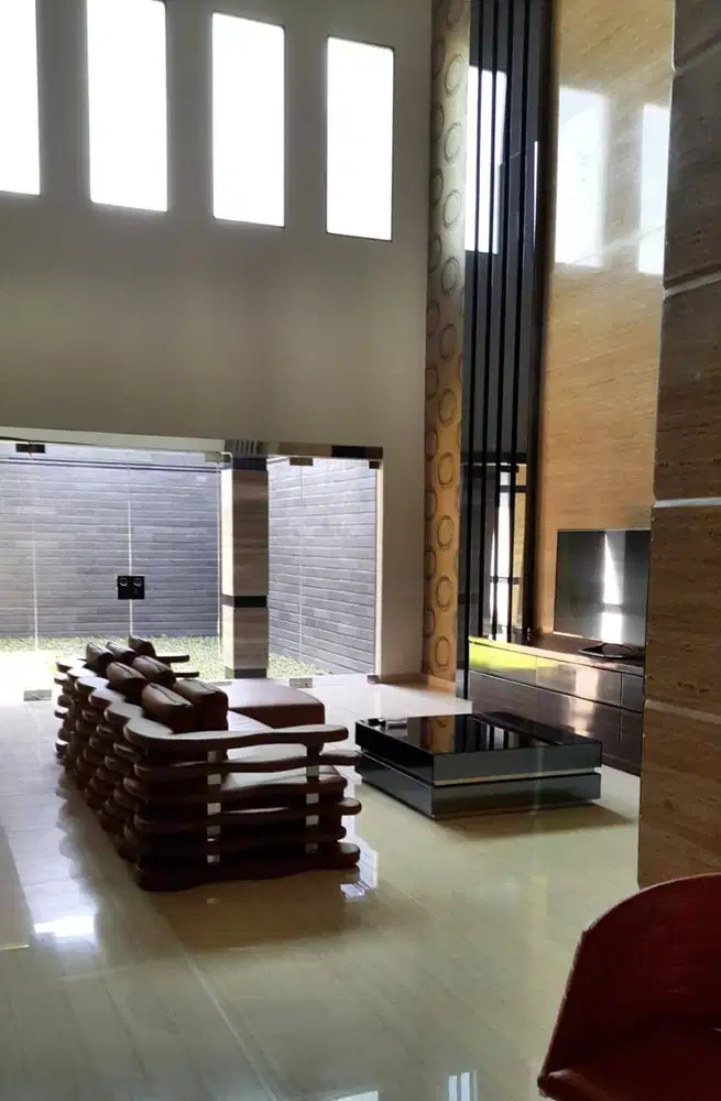 Rumah Bagus Batununggal Bandung Furnished