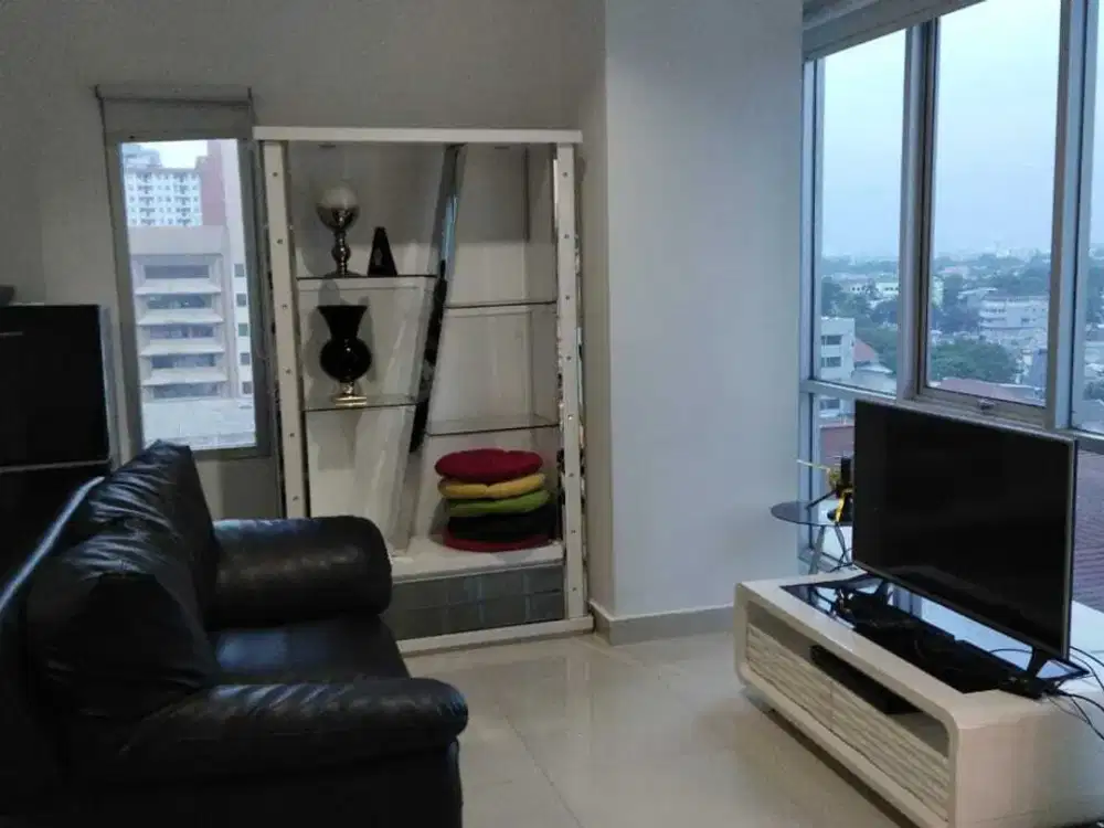 Dijual Cepat Apartemen Capitol Park Salemba Studio Corner Harga Murah