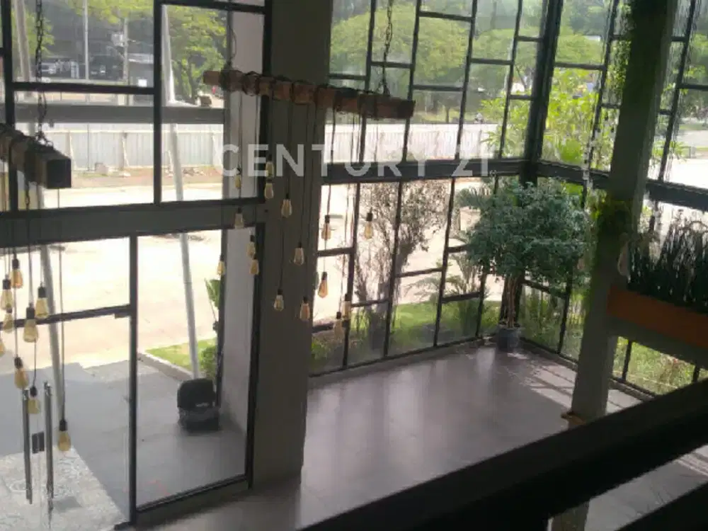 Disewakan Gedung Untuk Restoran Dipinggir Jalan Lippo Cikarang