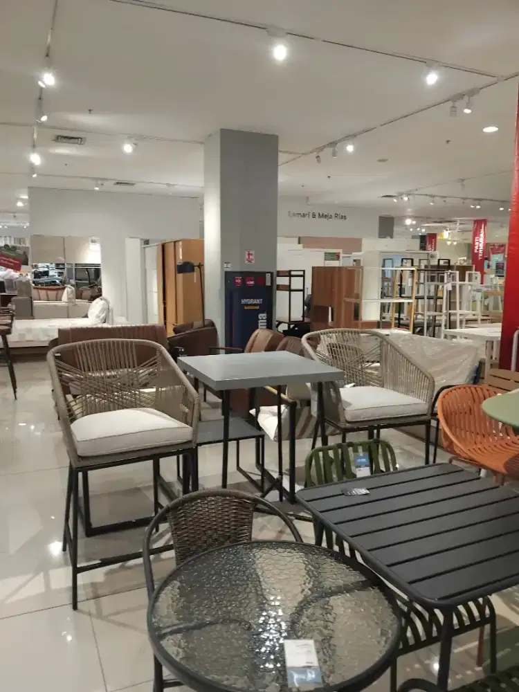 kredit funiture bunga rendah