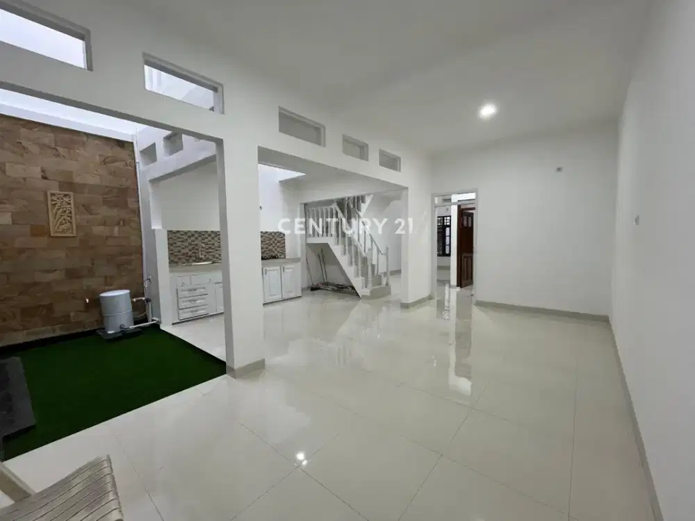 Rumah Lokasi Strategis Sekali Saip Huni Di Pondok Bambu