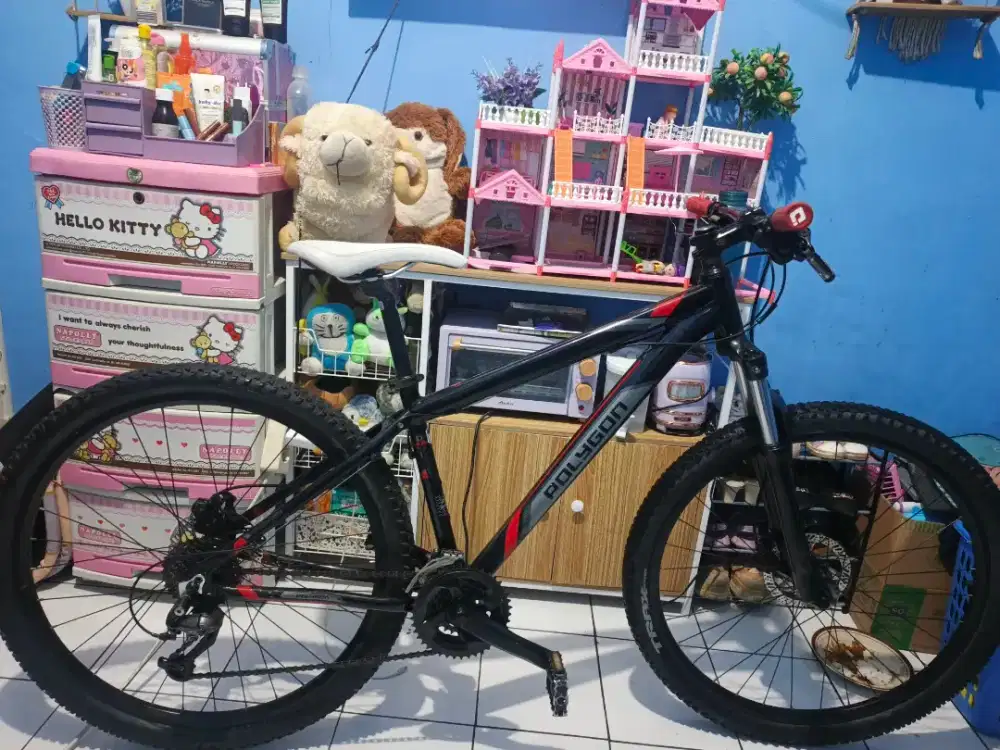 Sepeda polygon premier 4