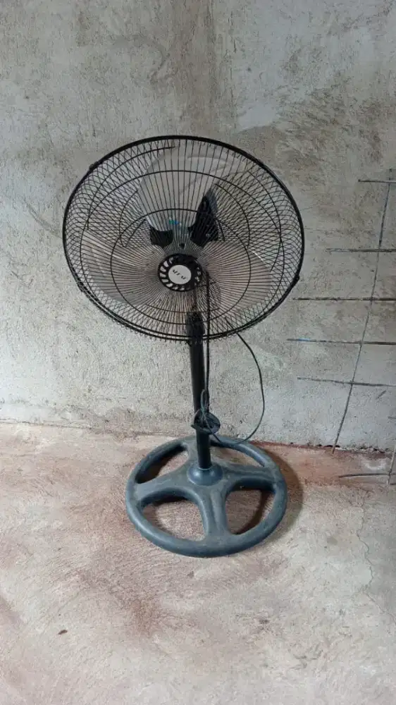 Kipas angin sekai dan kipas angin tembok