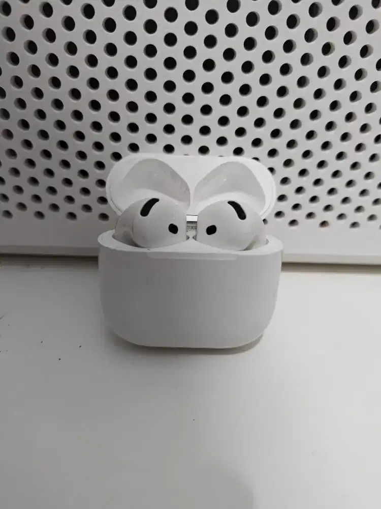 AIRPODS GEN 4 [BATANGAN]