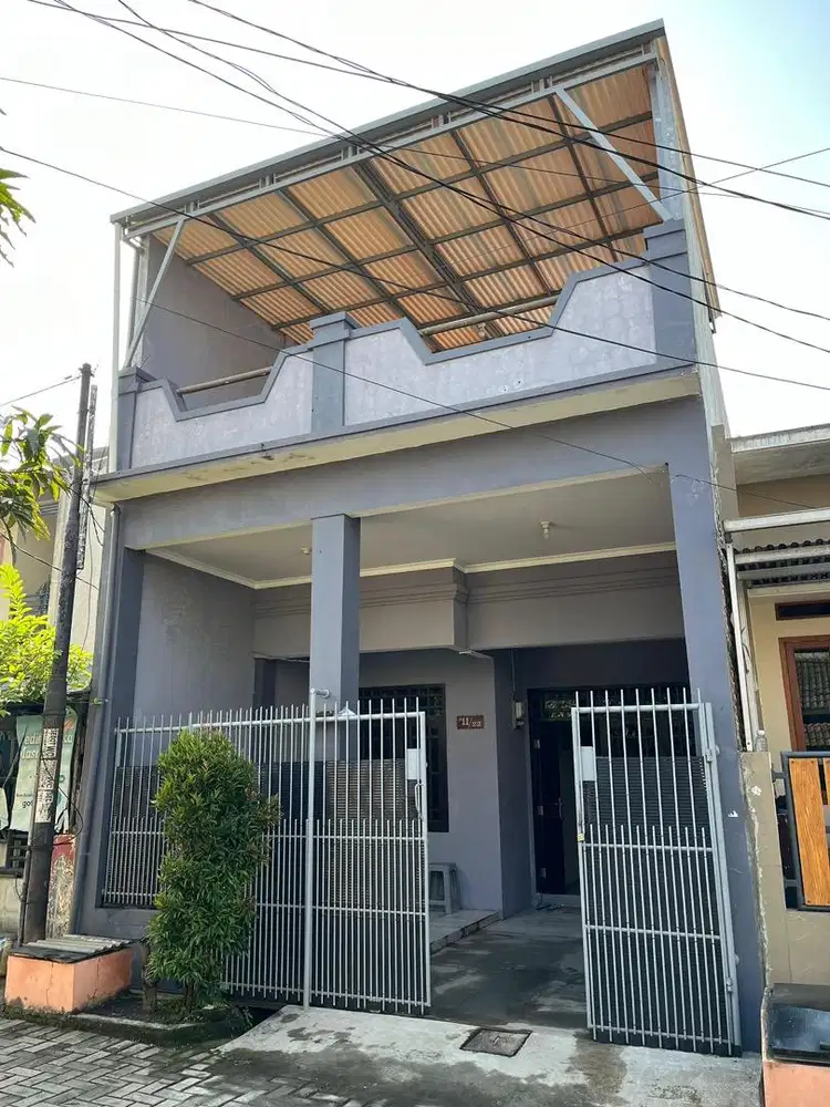 Rumah  model balkon