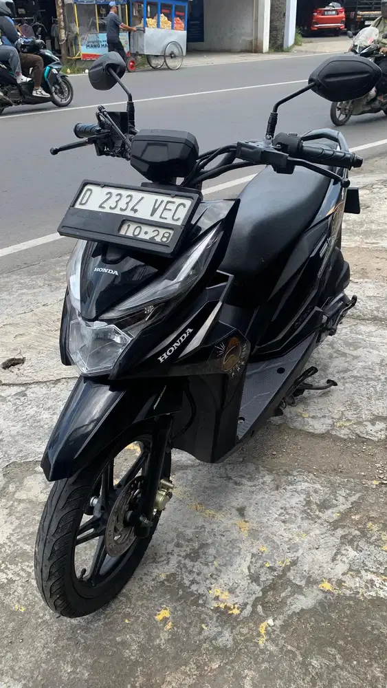 Honda Beat Street thn 2018