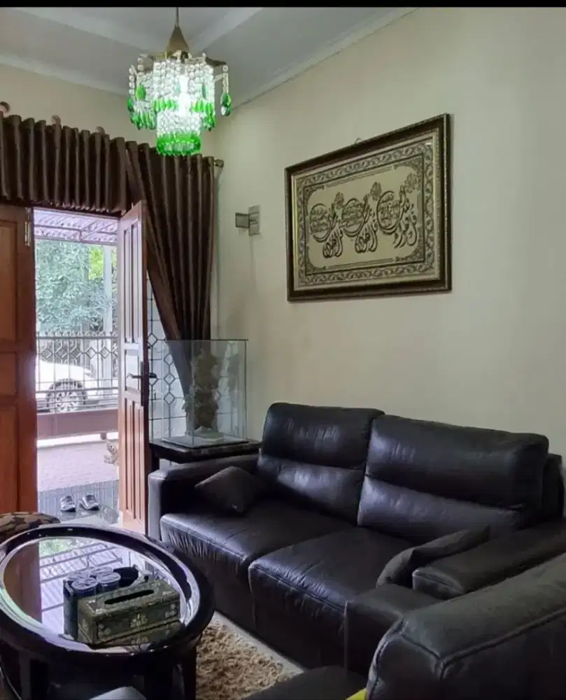 BU Cepat, Apraisel 1,850 M, Di Jual Cuma 1,375 M Rumah  Di Batu Mas