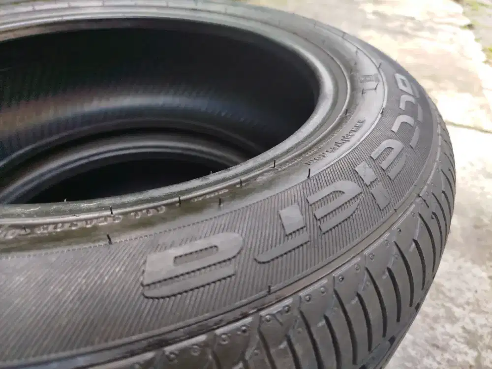 Ban Accelera 185/65-15