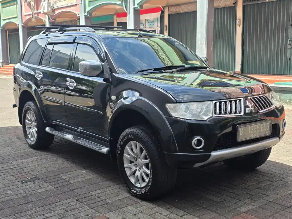 Pajero Exeed matic 2011