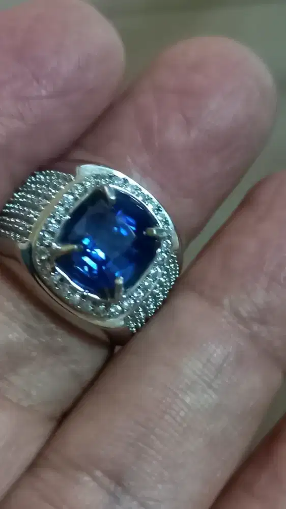 Natural blue sapphire srilanka memo GRI