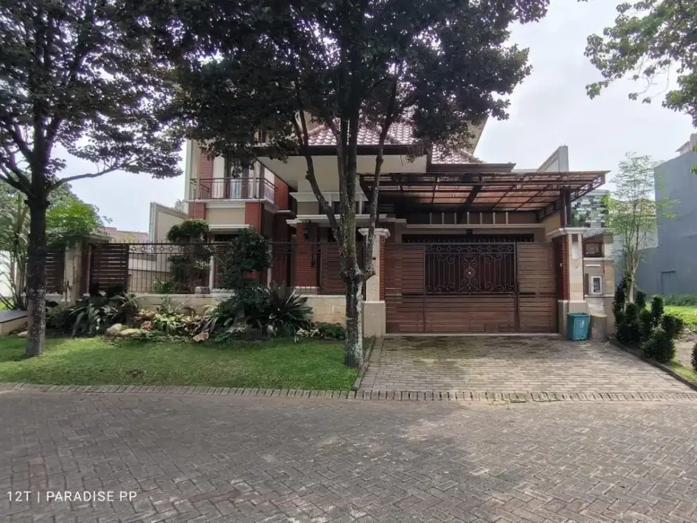 Rumah 2 Lantai Bagus SHM di Perumahan Araya Siap Huni