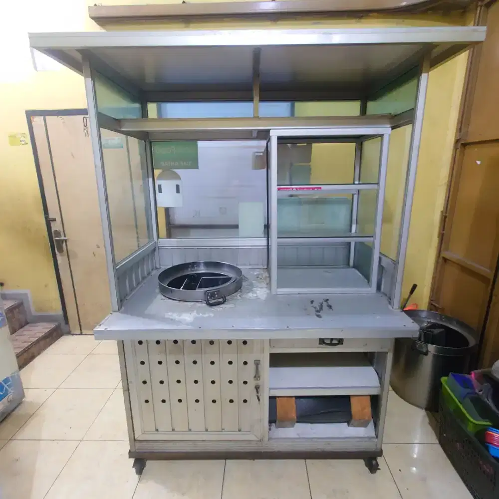 Roda Gerobak Etalase Kuliner