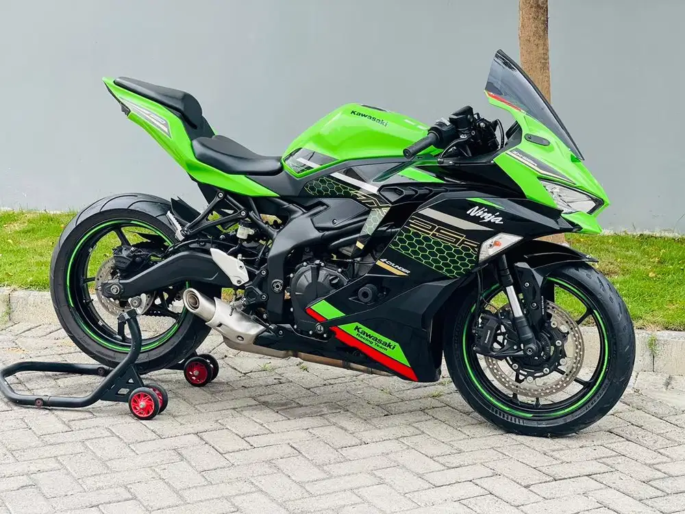 Kawasaki zx25r hijau abs se qs 2021 plat L zx-25r abs zx 25r abs zx 25