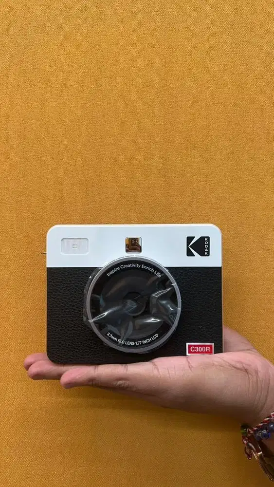 Kodak Mini Shot 3 Retro Photo Printer & Instant Camera