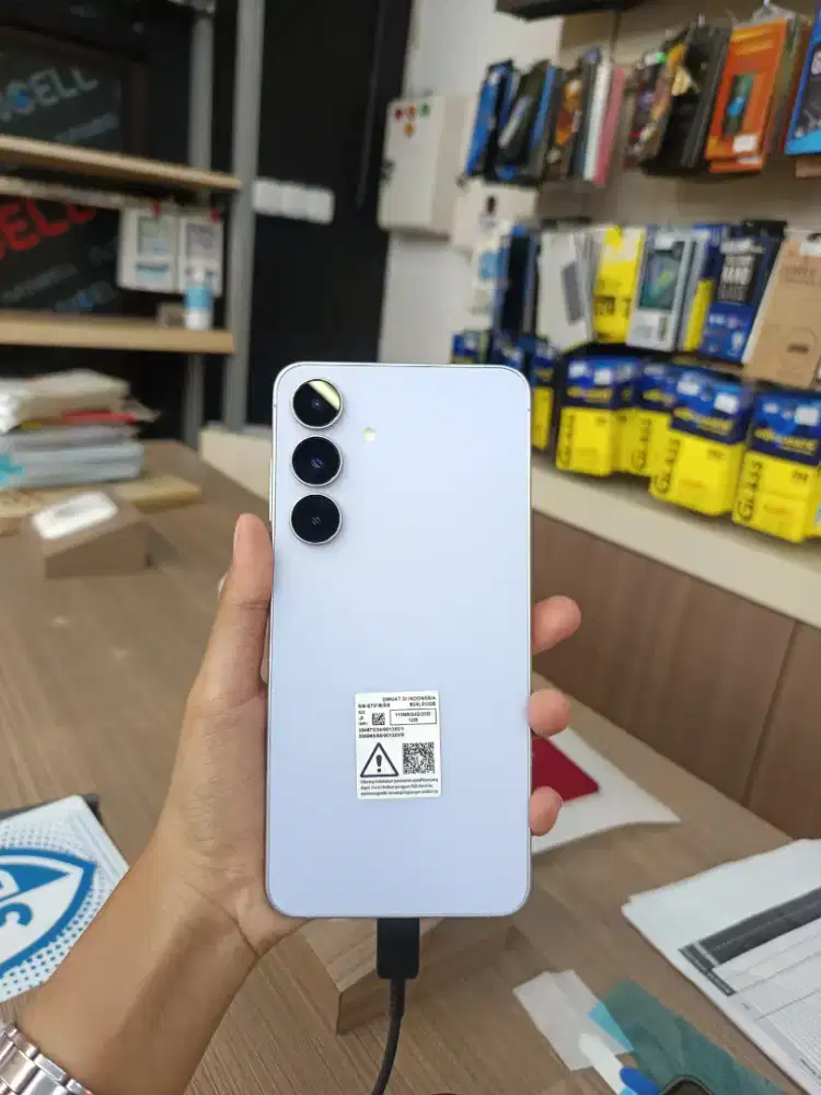 BELI SAMSUNG S25 FE DAPAT 3 ITEM