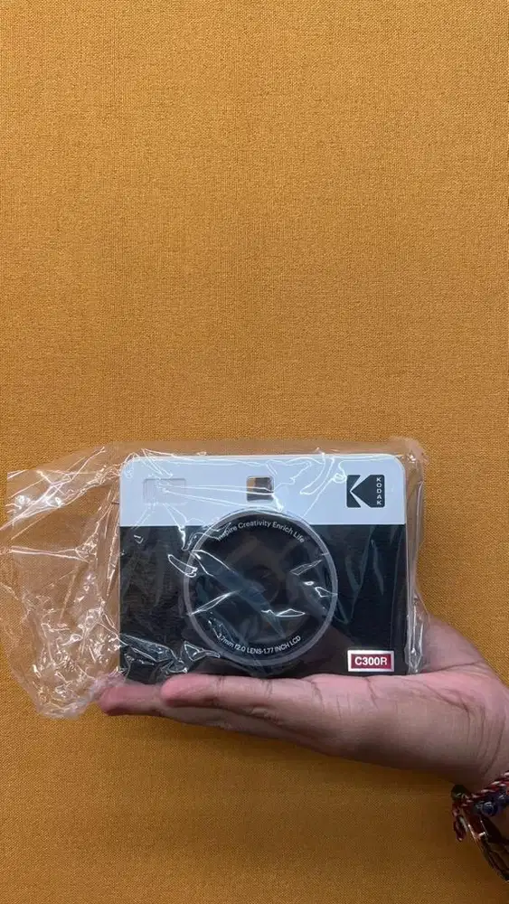 Kodak Mini Shot 3 Retro Photo Printer & Instant Camera