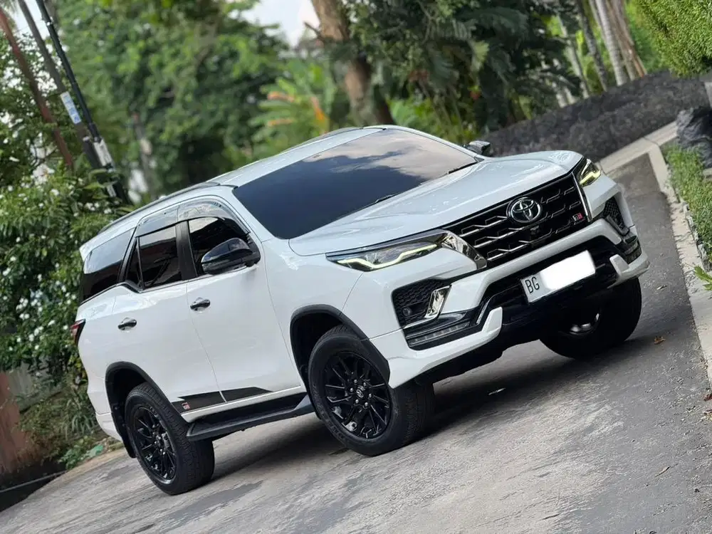 (KM 40 RB) Toyota Fortuner GR Sport 2.8 Diesel Matic 2022/2023 BG Kota