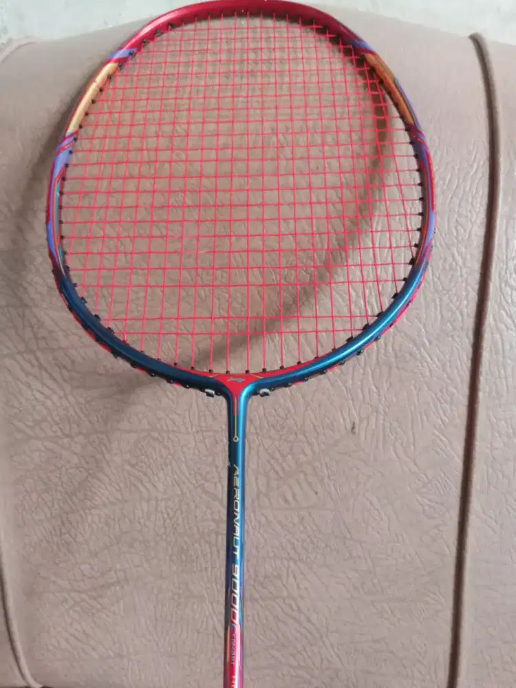 Raket badminton lining watanabe