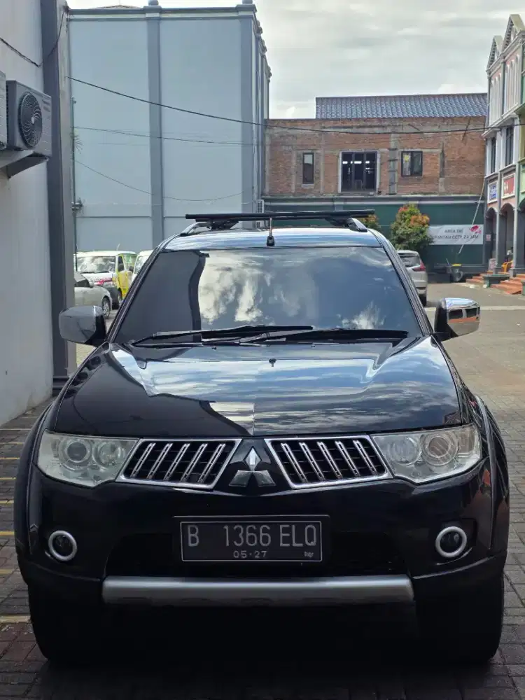 Pajero sport Exeed matic 2011