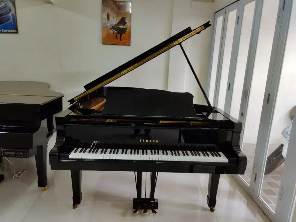 Yamaha grand piano C7A hitam Made in Japan