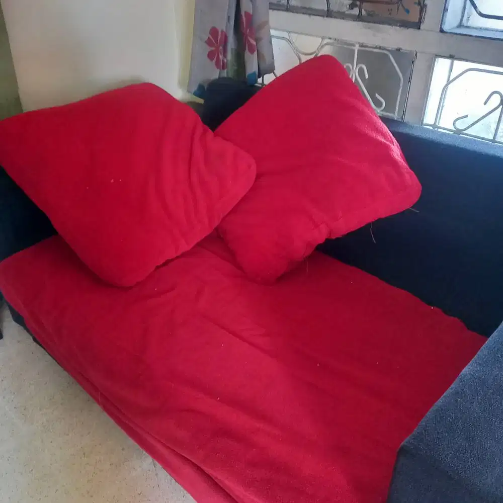 Sofa Bed Nyaman komplit dengan 2 bantal