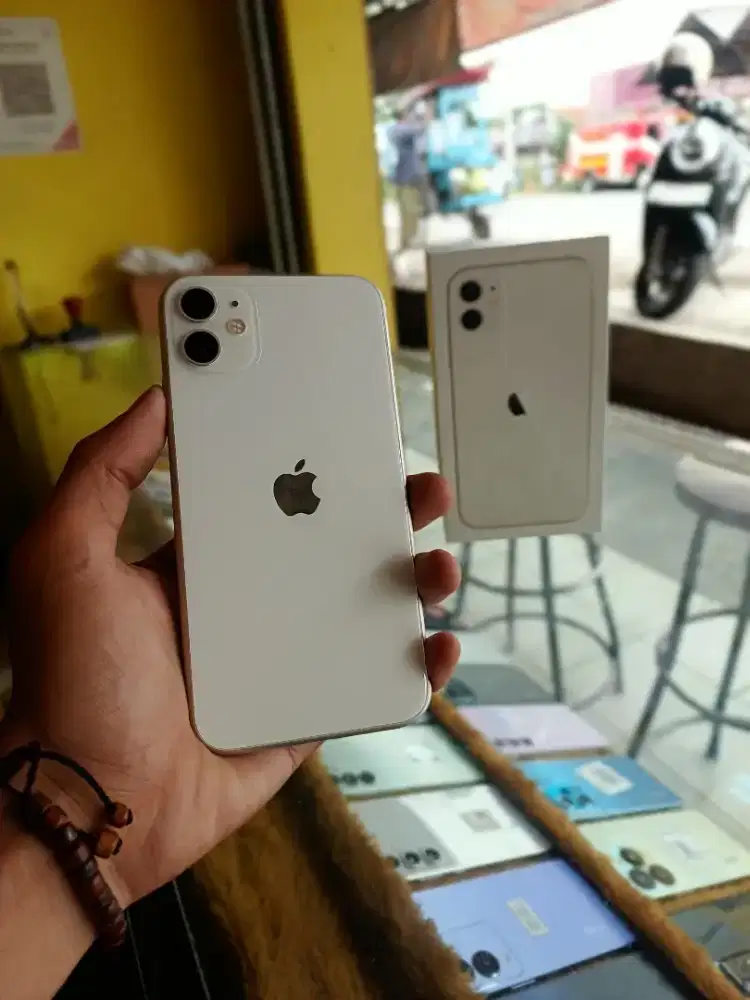 Iphone 11 64Gb White Resmi Ibox