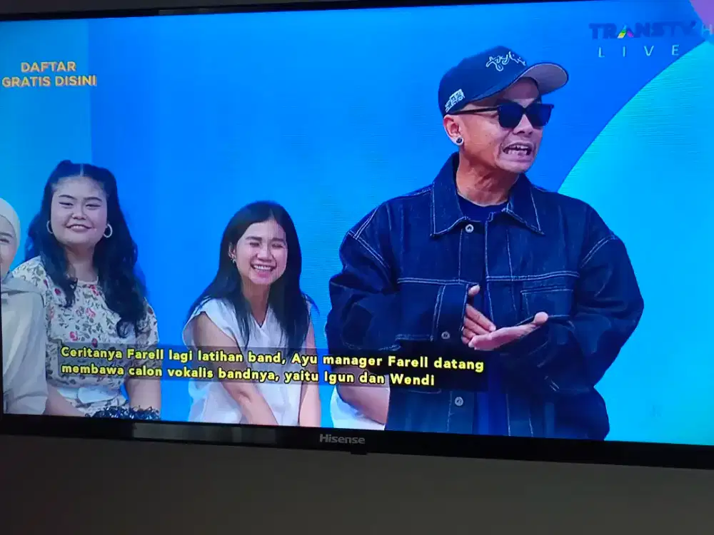 TV android HD hesense 32 in type baru