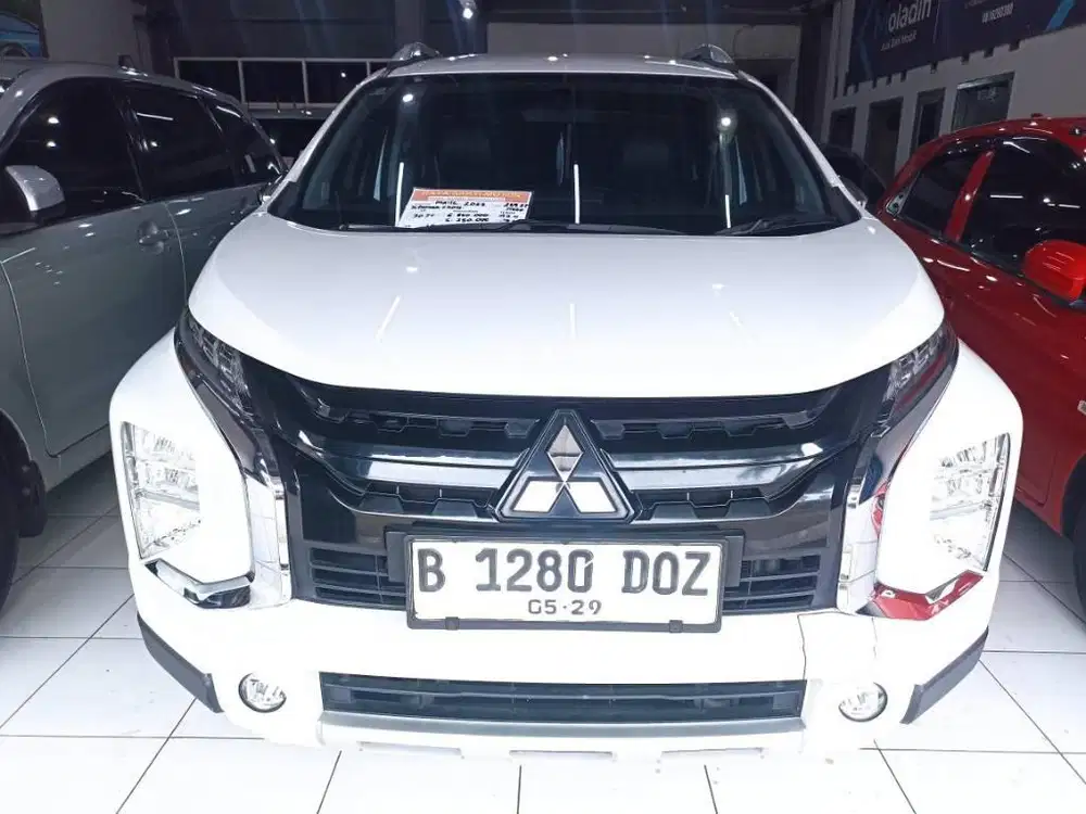 xpander cross 2022 km 12rb ,tgn 1