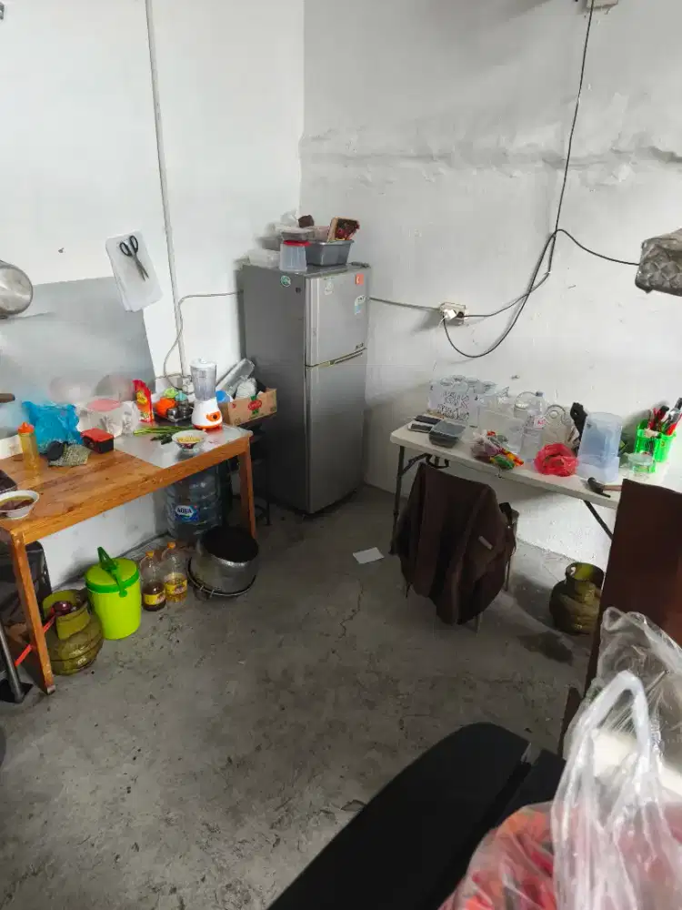 Dibutuhkan karyawan bakso dan mie ayam