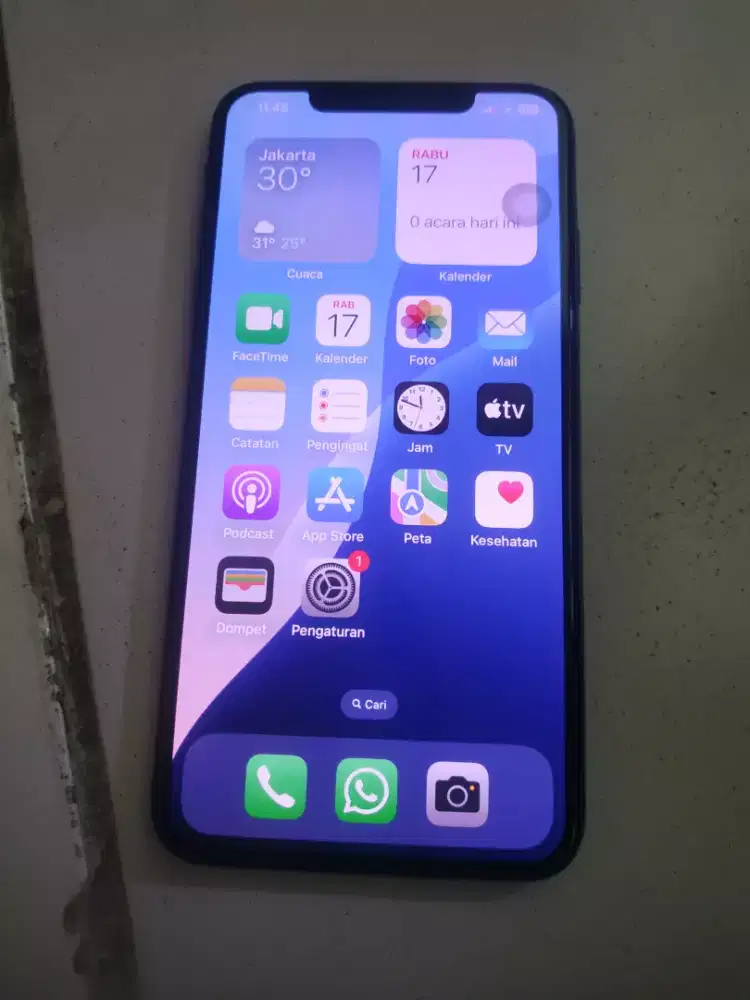 iPhone Xs Max 64 GB inter masih mulus normal dipakenya