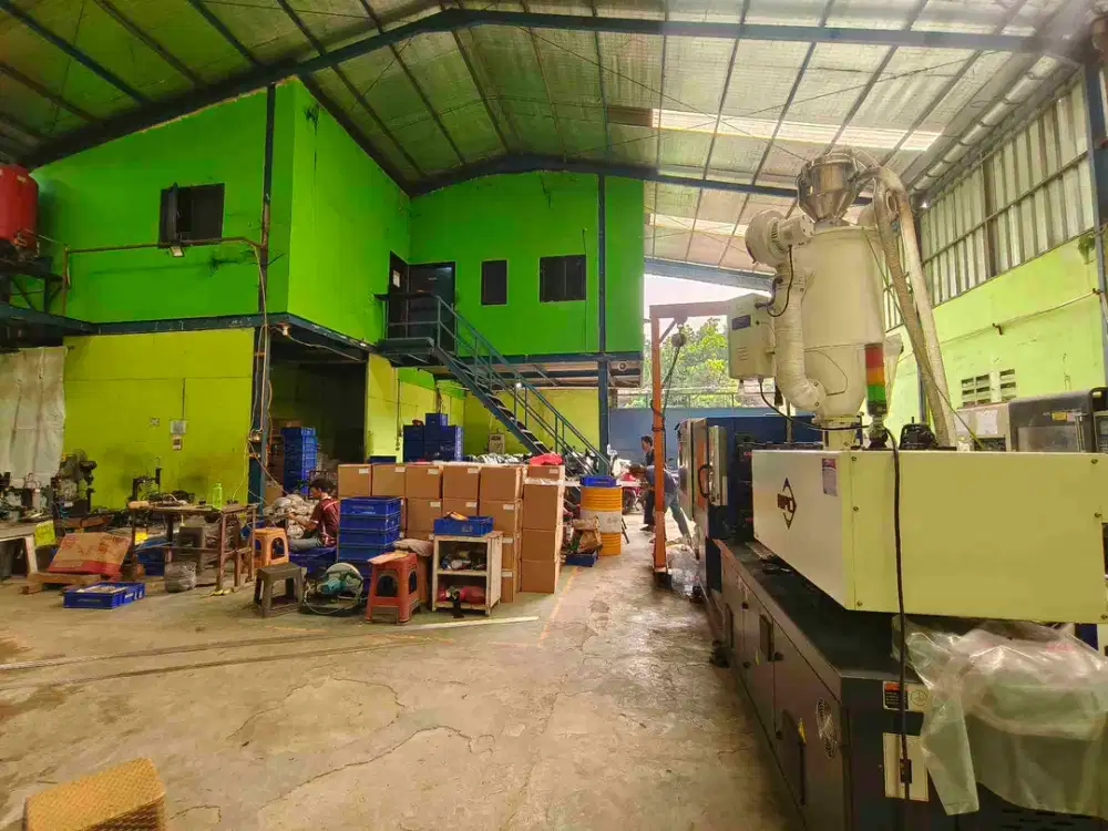 dIjual gudang atau workshop siap pakai