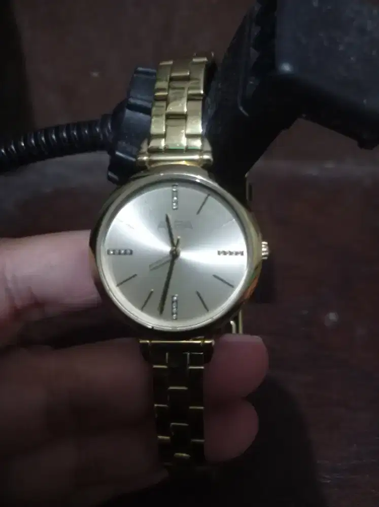 Jam Tangan wanita merk alba