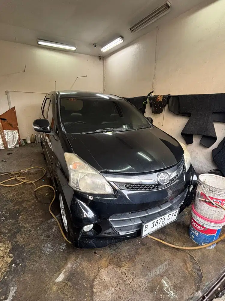 TOYOTA VELOS 1.5 METIK 2012