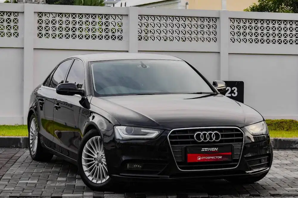 Audi A4 1.8T 1.8 T Bensin AT Matic 2012 Hitam Metalik